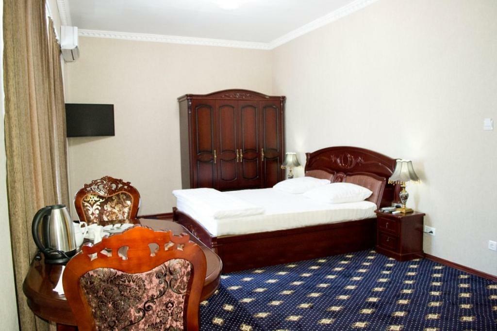 Bokhtariyon Hotel Qurghonteppa Zewnętrze zdjęcie