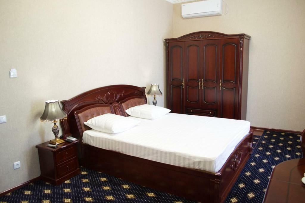 Bokhtariyon Hotel Qurghonteppa Zewnętrze zdjęcie